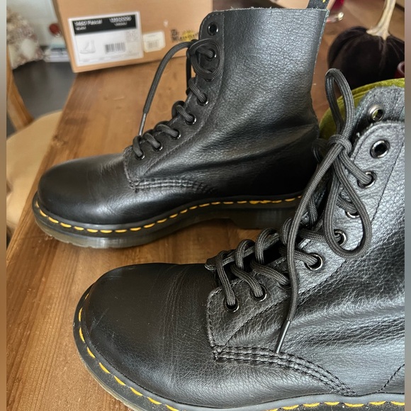 Dr. Martens  1460 Pascal boots - Picture 6 of 8